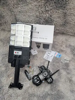 Triple Lens 4g Security Camera With Night Vision Floodlight