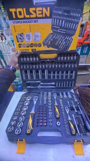 Tolsen 175-Piece Socket Set (Model 15146)