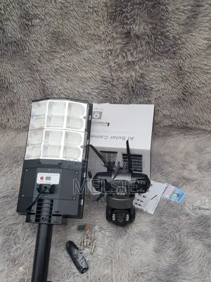 4g Sim Card Supportedsolar Powered Chargingbuilt-Led Street Lights