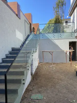 Modern Frameless Glass Railing System
