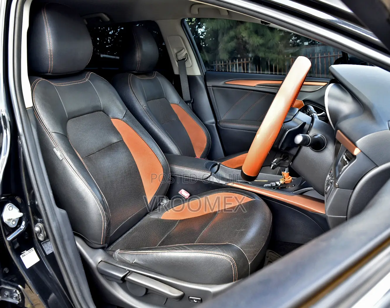 Toyota Avensis 2017 Black