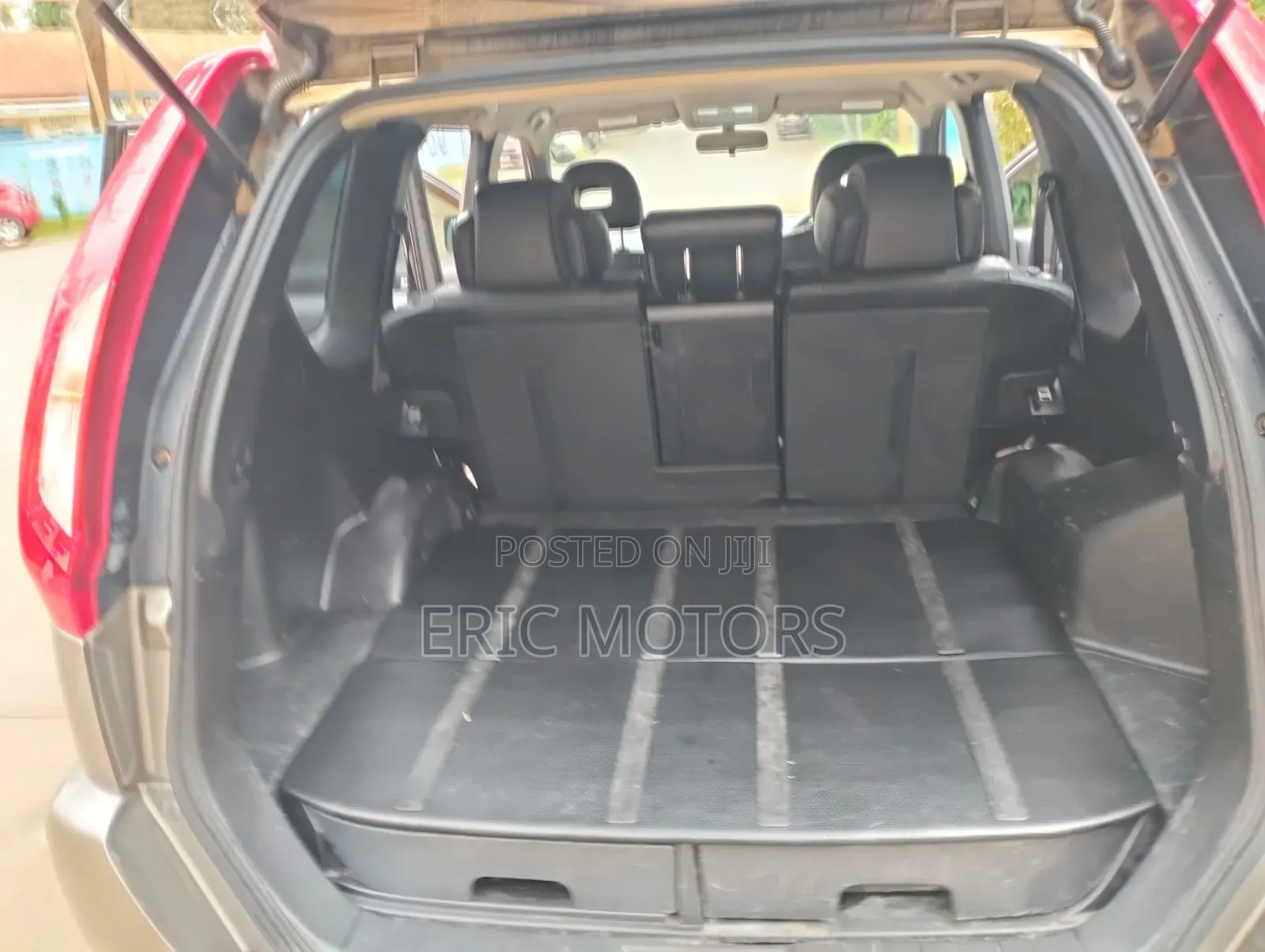 Nissan X-Trail 2012 Gray
