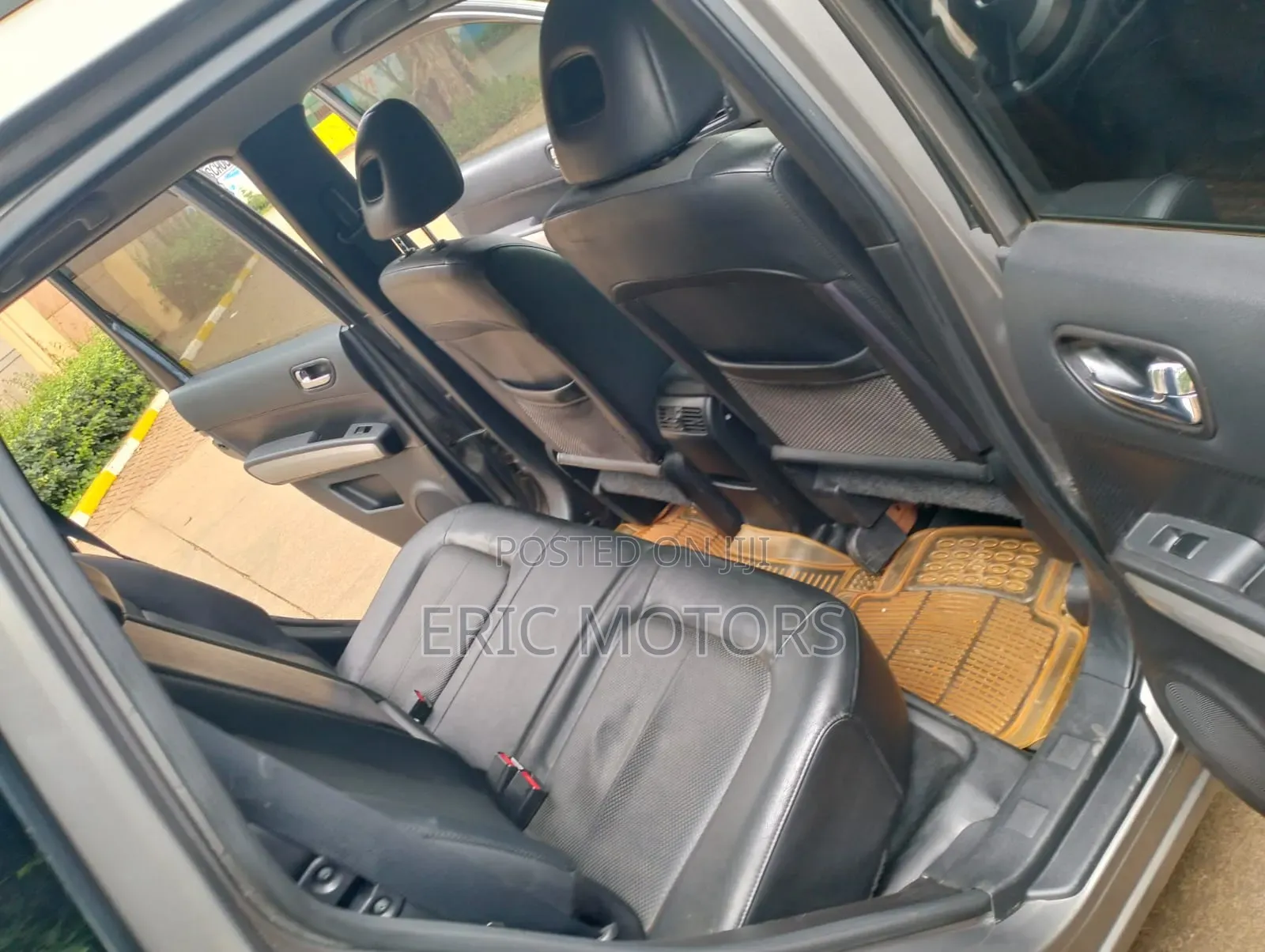Nissan X-Trail 2012 Gray