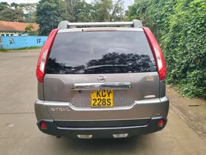 Nissan X-Trail 2012 Gray