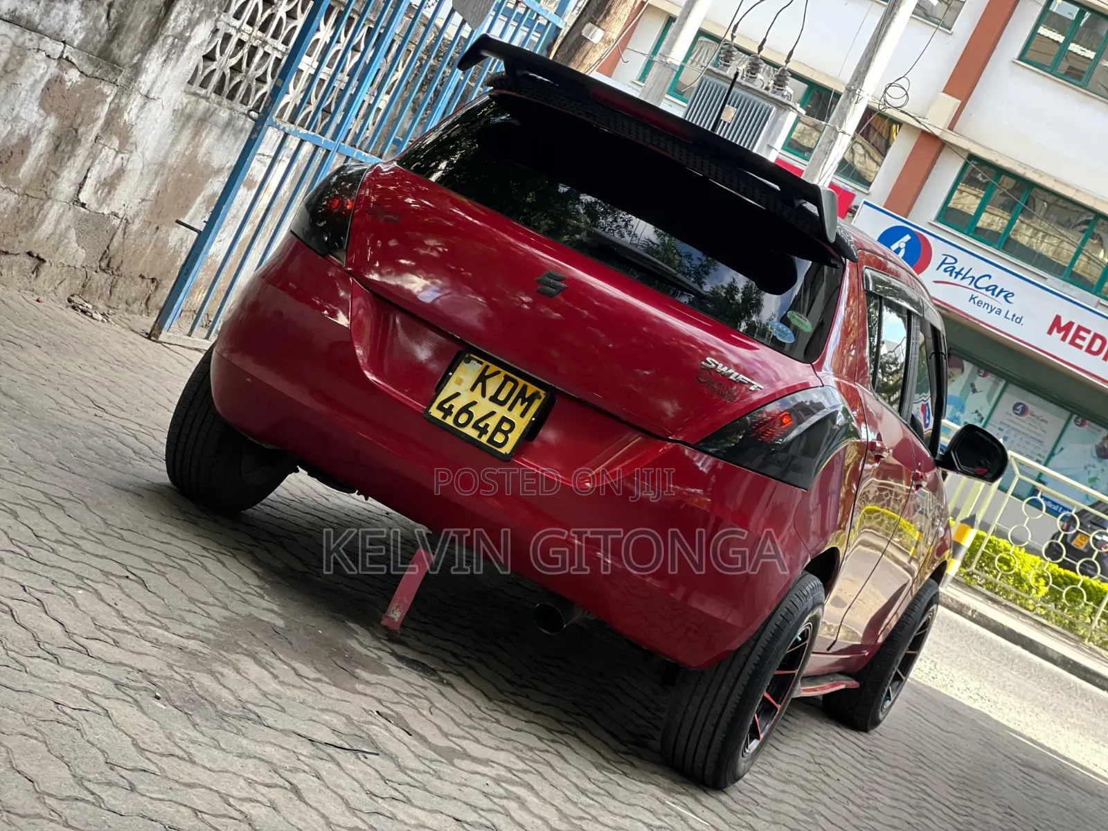 Suzuki Swift 2016 Red