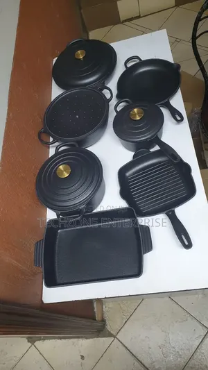 The Cast Iron Cooking Pot - Enamel Multi-Purpose Pots 