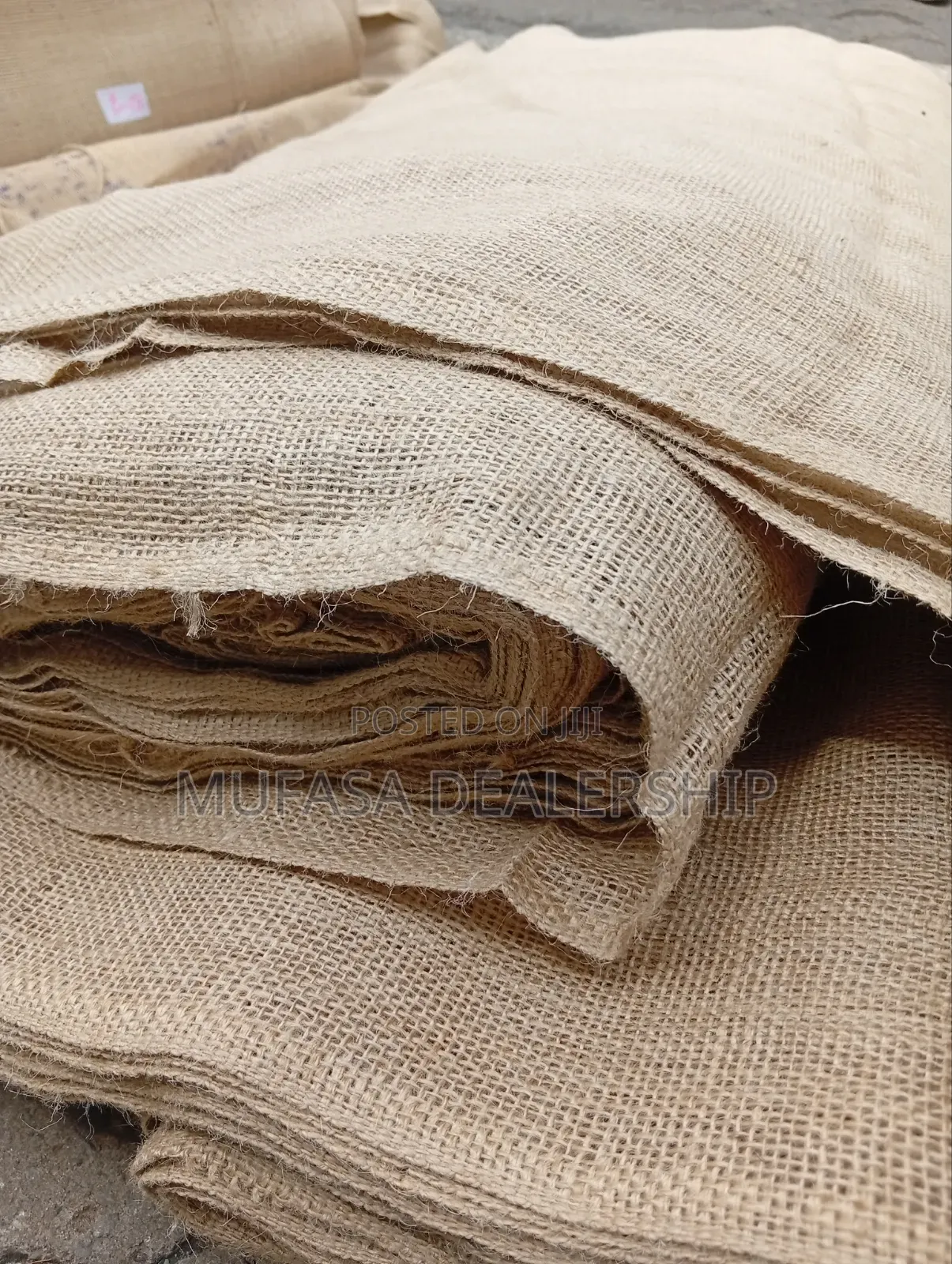 Coarse-Woven Hessian Cloth 9oz