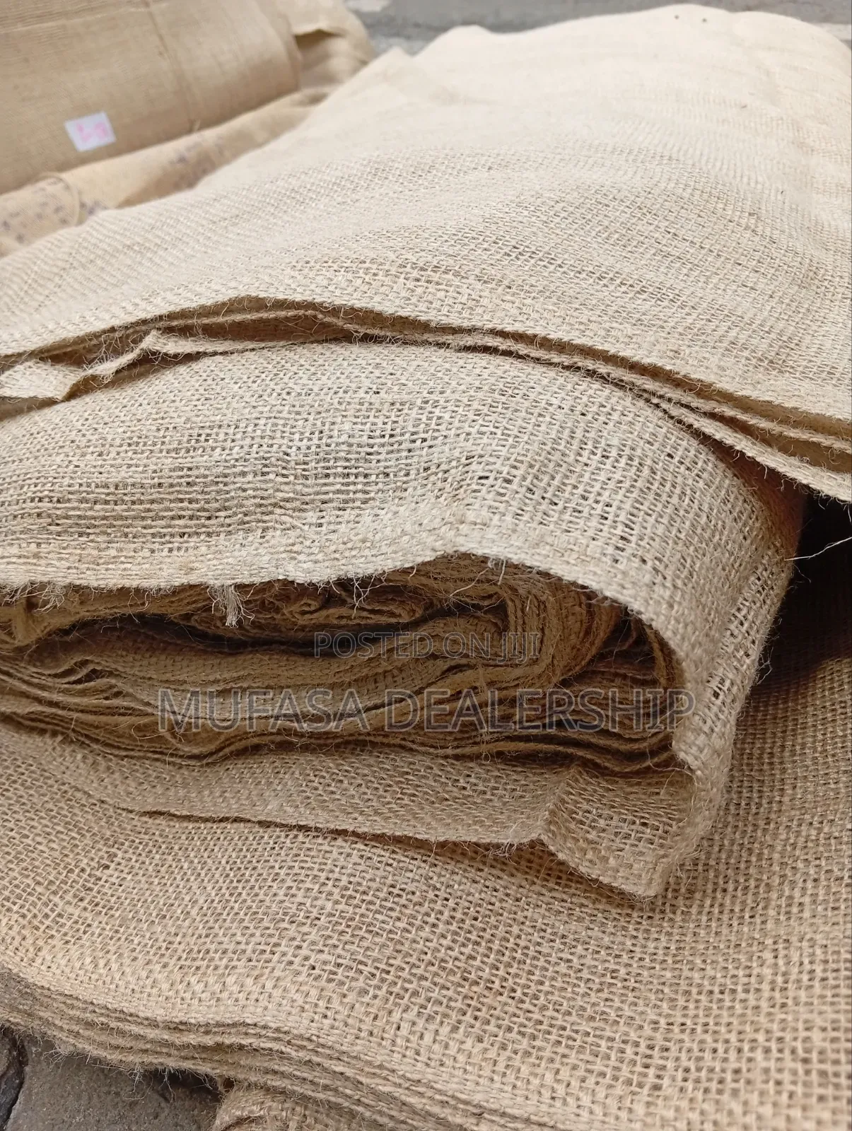 Coarse-Woven Hessian Cloth 9oz