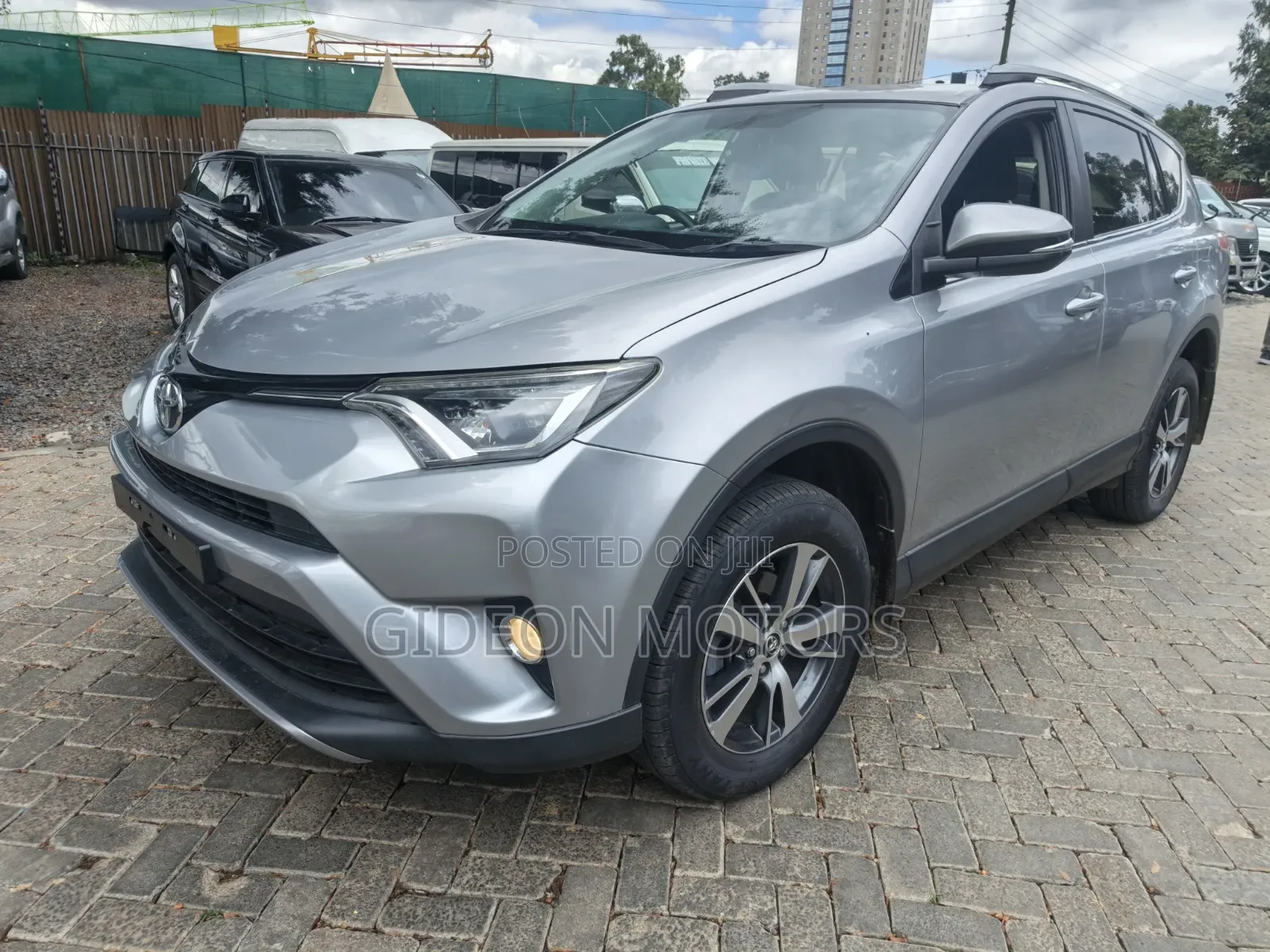 Toyota RAV4 2019 Silver