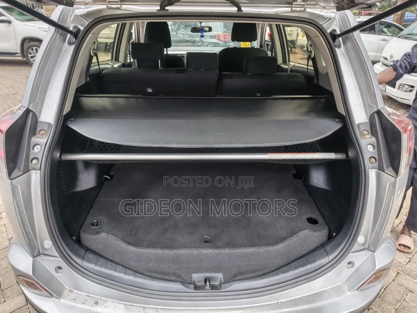 Toyota RAV4 2019 Silver