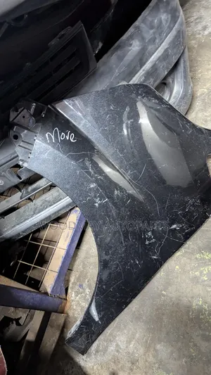 Daihatsu Move Fender Plastic