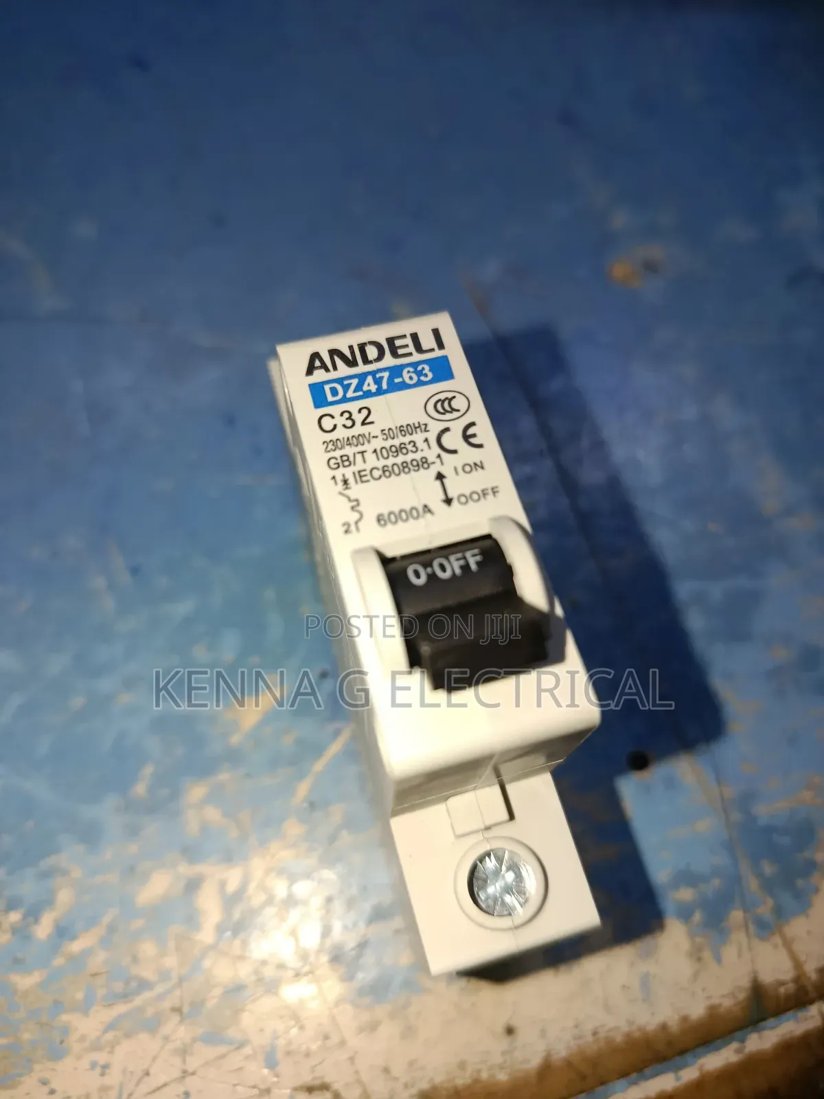 Circuit Braker C32