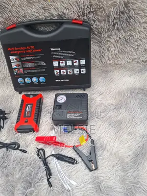 Portable 12v Car Jump Starter Power Bank With Air Compressor