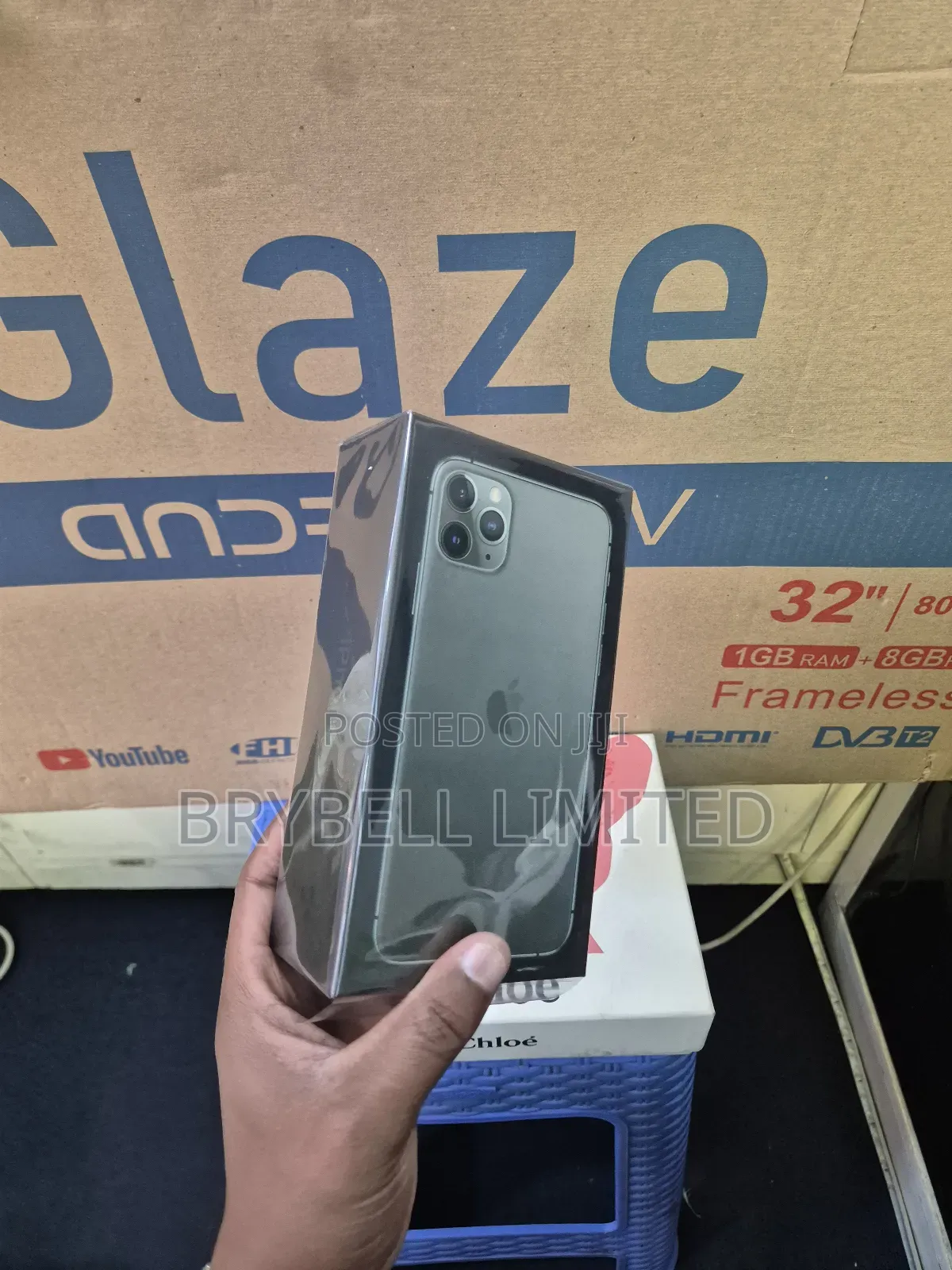 New Apple iPhone 11 Pro Max 256 GB Green