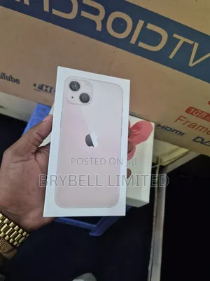 New Apple iPhone 13 128 GB Pink
