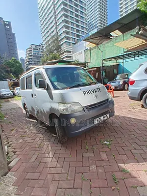 Toyota TownAce 2010 Silver