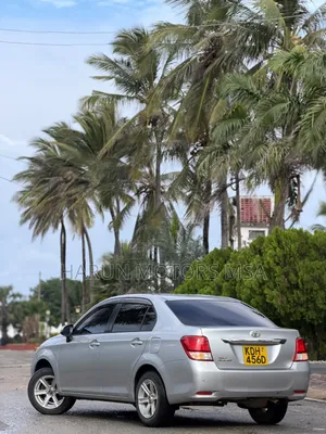 Toyota Axio 2015 Silver