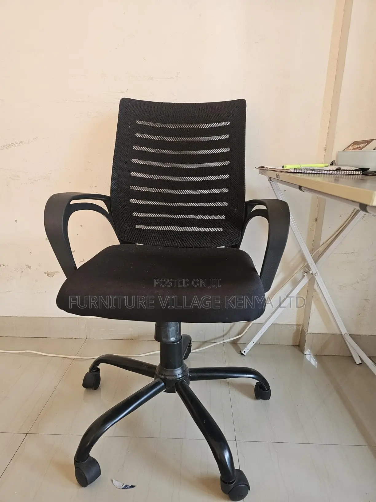Strong Mesh Office Chair.