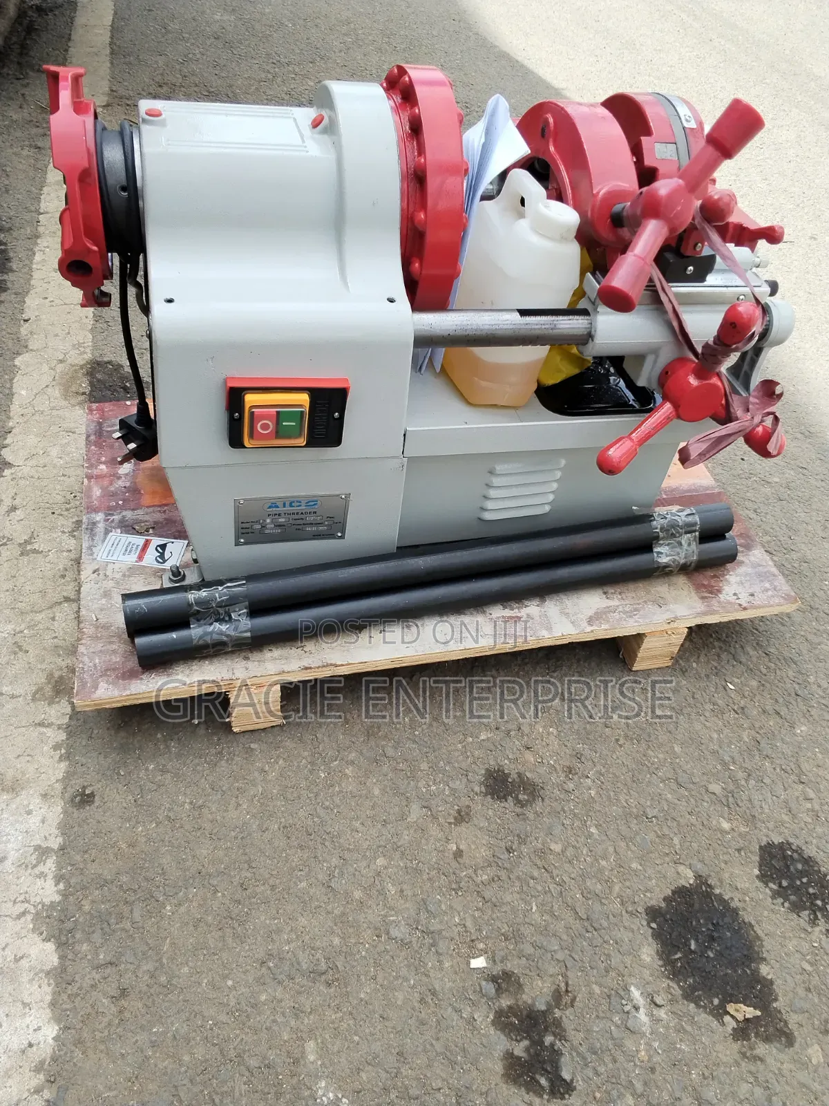 1/2 Inch to 2 Inch Aico Pipe Threading Machine