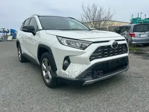 Toyota RAV4 2019 White