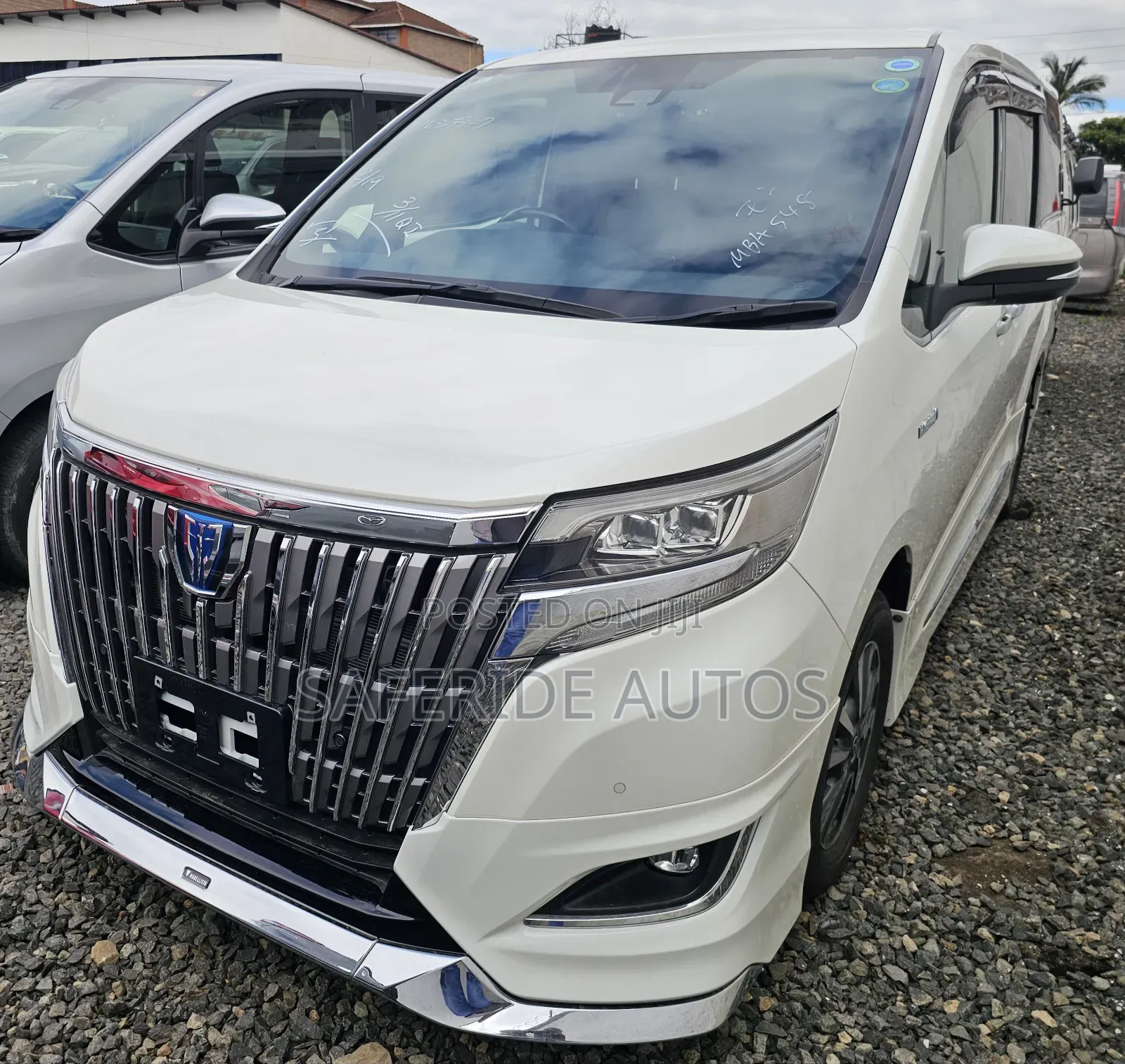 Toyota Esquire 2019 White