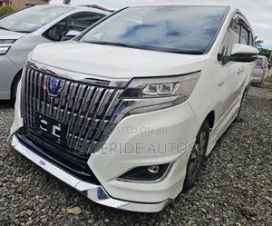Toyota Esquire 2019 White