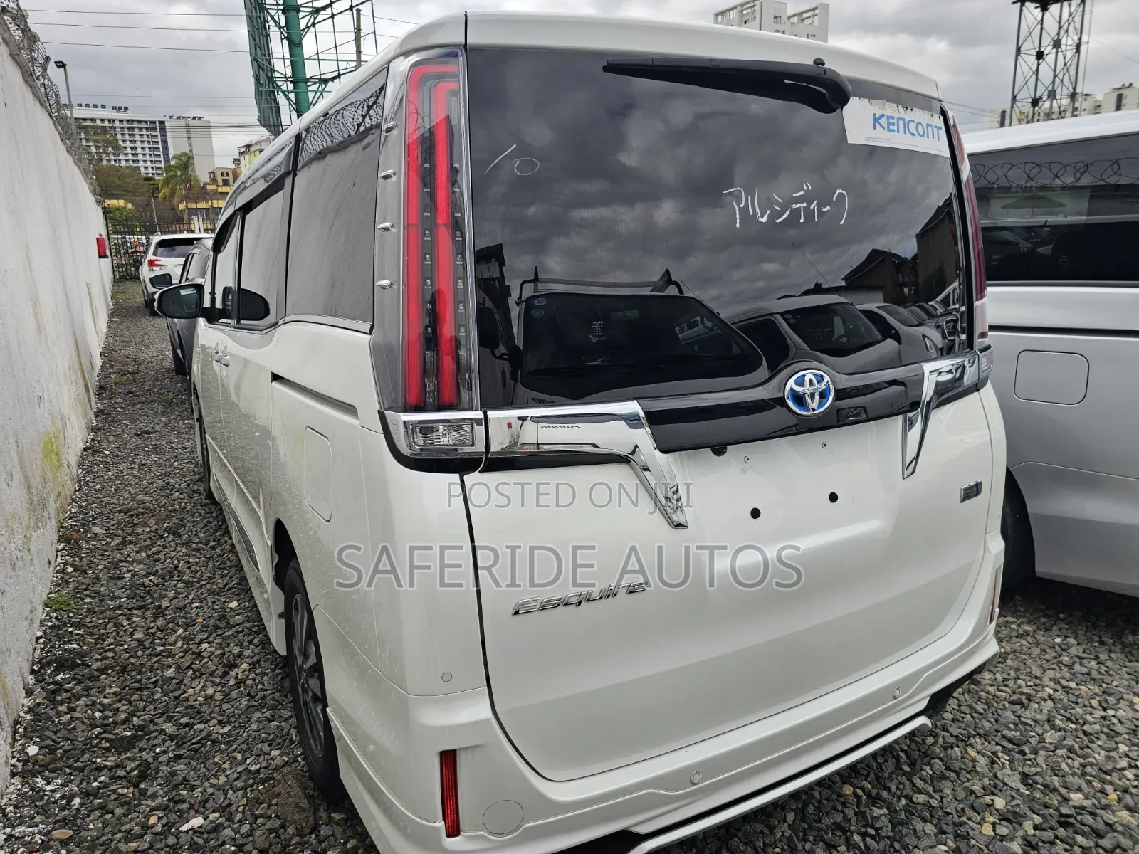 Toyota Esquire 2019 White