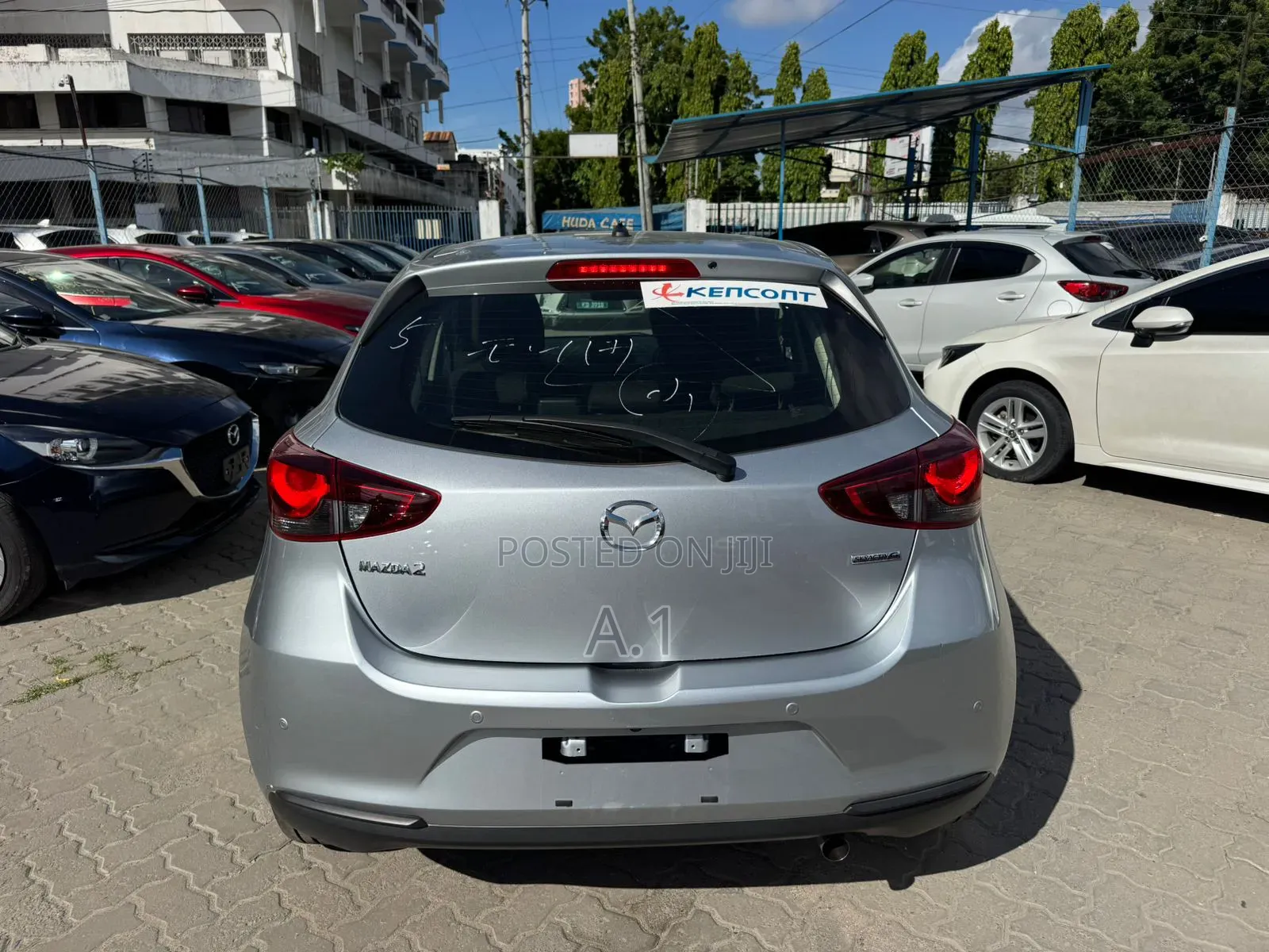 Mazda 2 2019 Silver