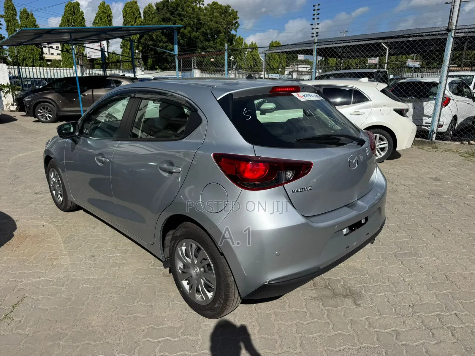 Mazda 2 2019 Silver
