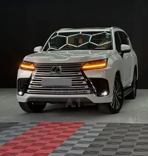 Lexus LX 600 2022 White