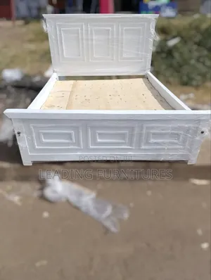 White Panel Bed 5x6