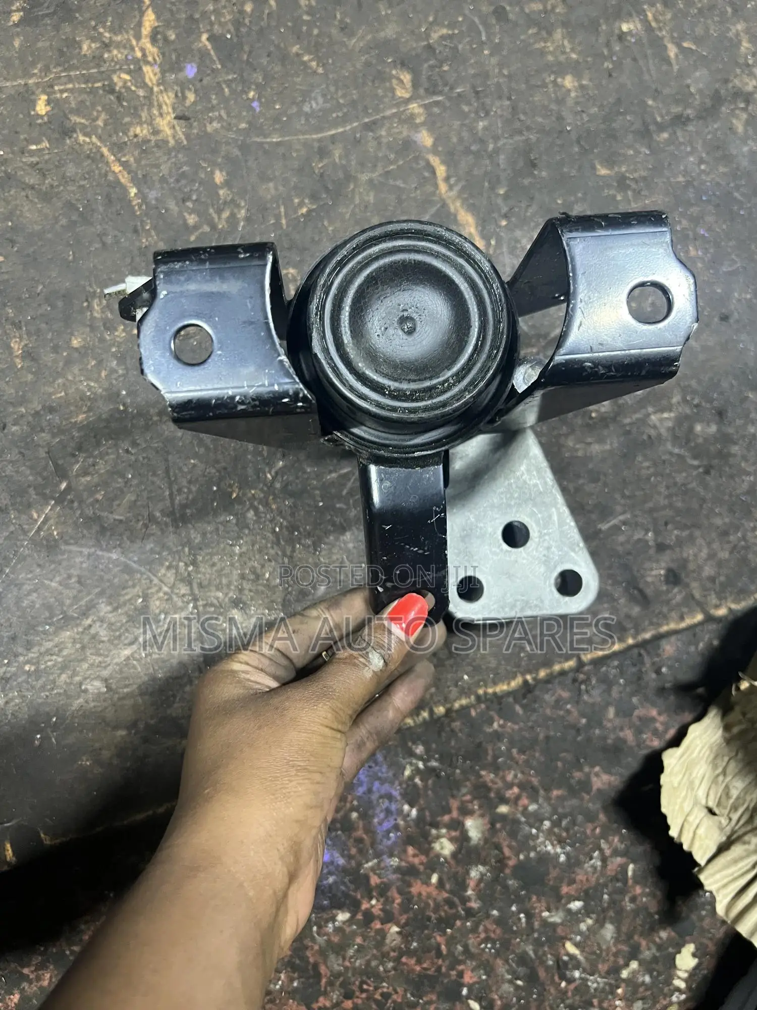 Mirage Engine Mounting