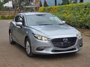 Mazda Axela 2018