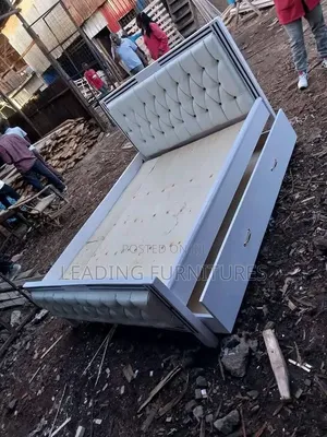 5x6 Mocket +Bottom Storage White