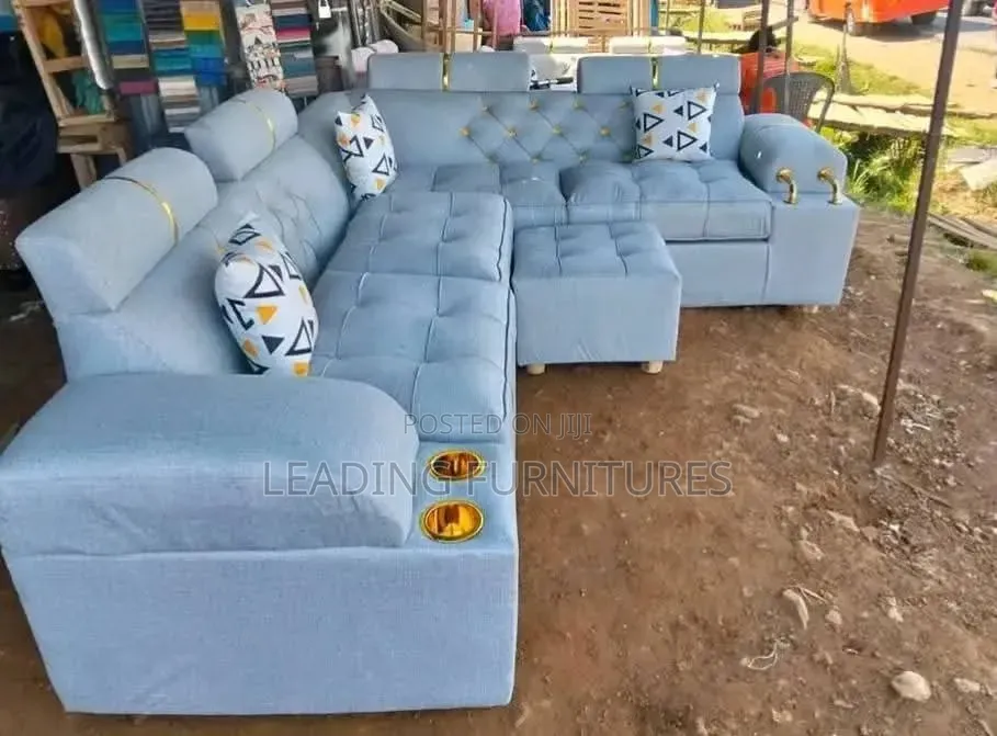 L Shape + 3 Throw Pillows+ Gold Cup Holder