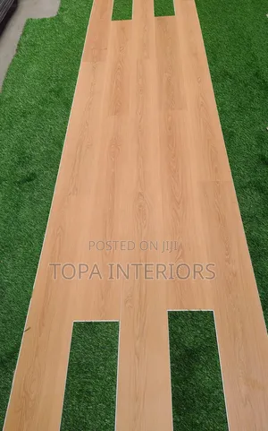 Durable Wood Effect Interlocking SPC Flooring Carpets for Gym Halls