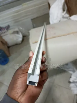 Single Track Non Bendable Drapery Hanging Curtain Rail