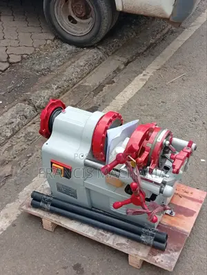 Bolt Threading Machine