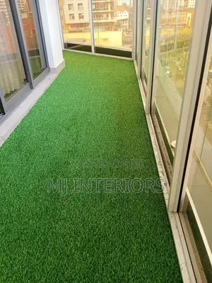 Artificial Turf Flooring for Elegant Outdoor Home Finishes