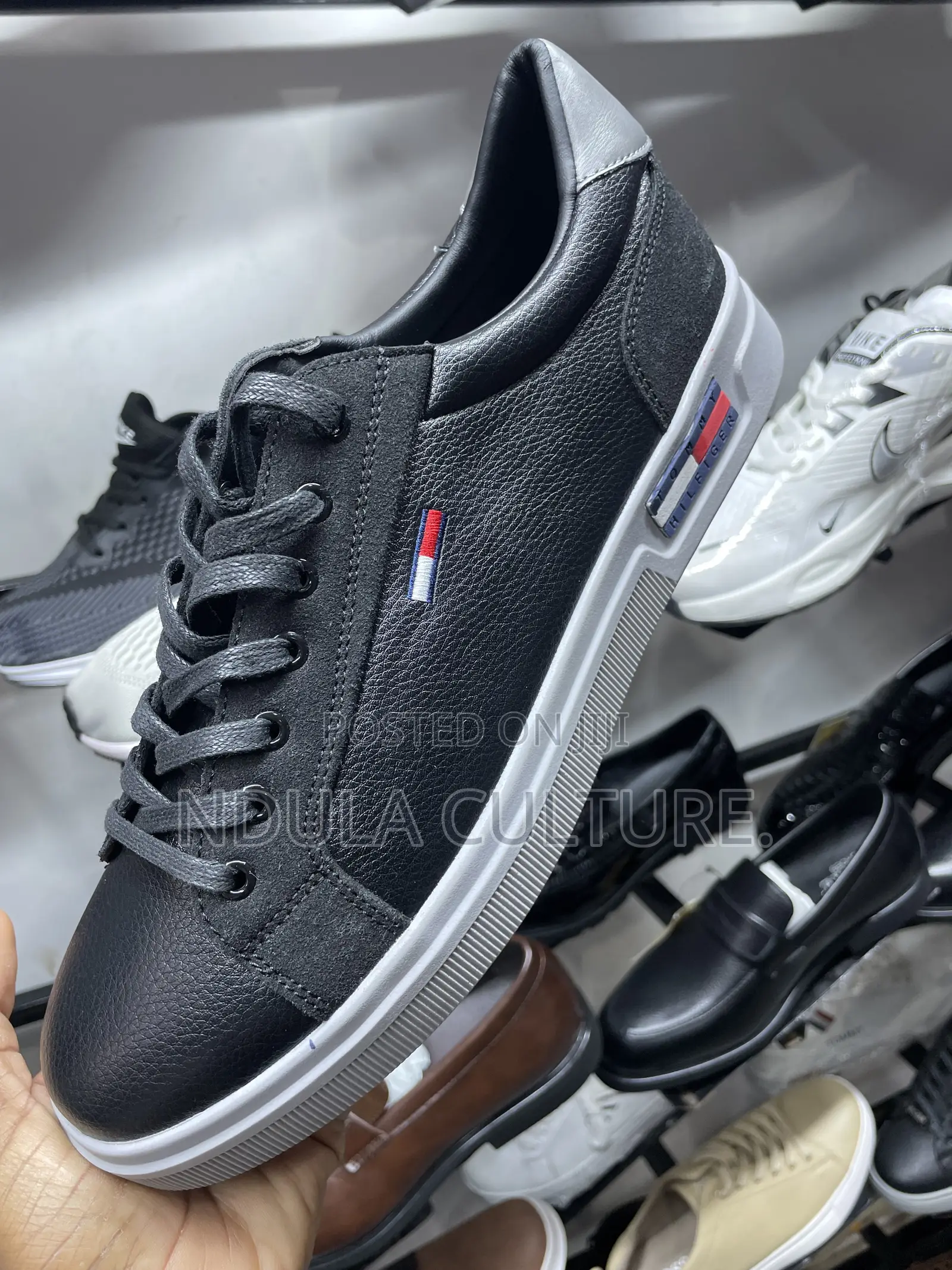 Classic Tommy Shoes