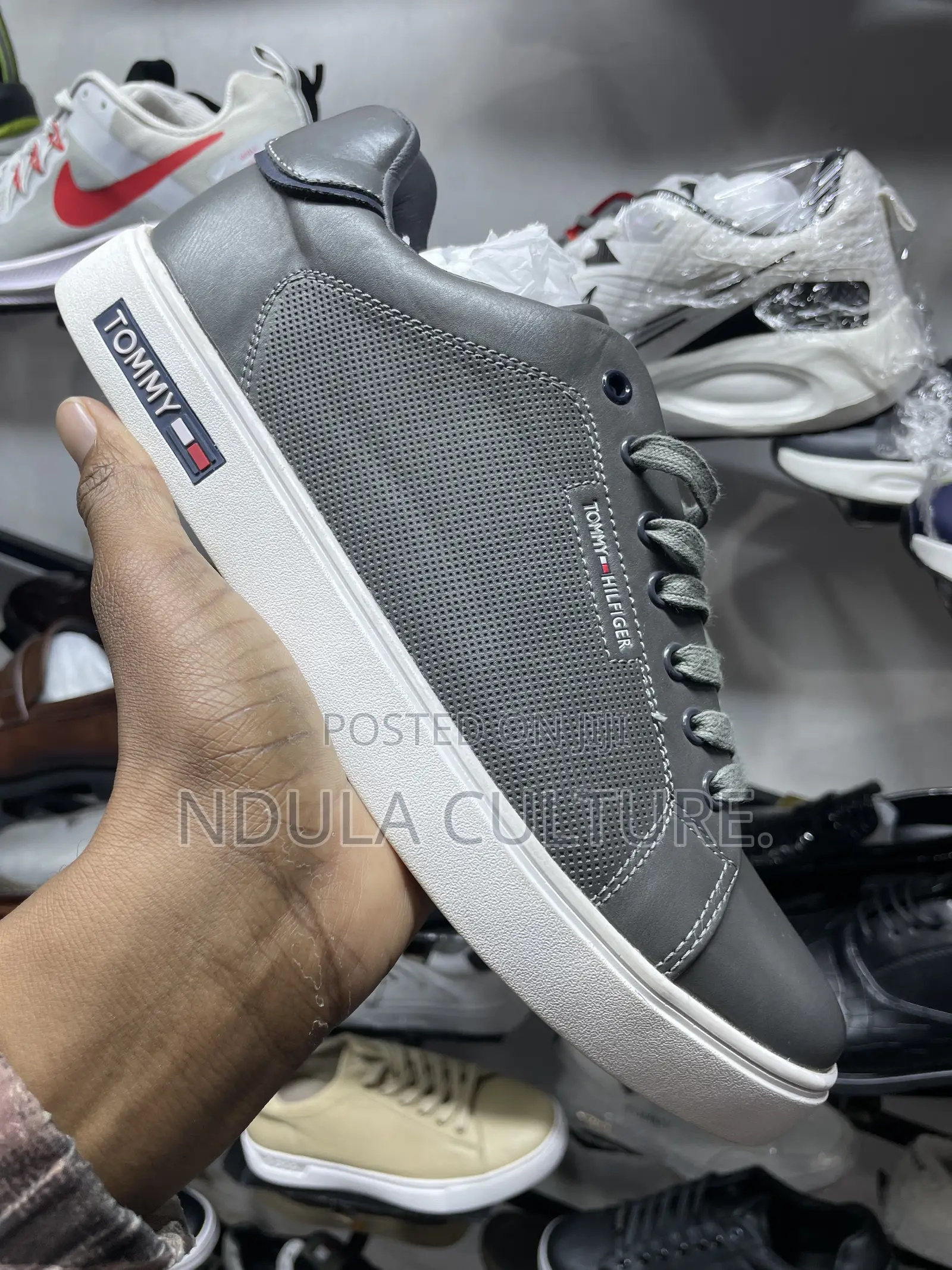 Classic Tommy Shoes