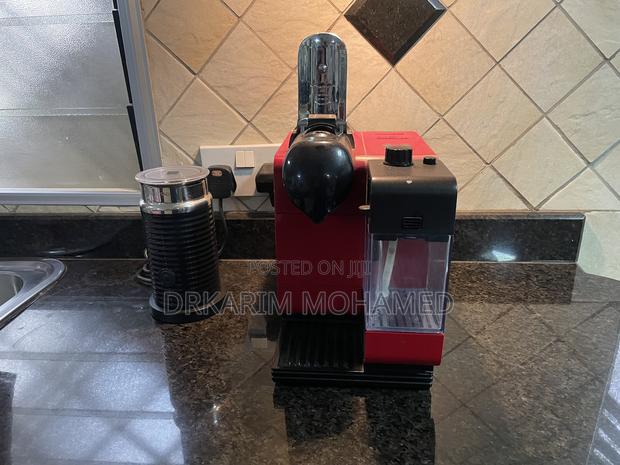 Nespresso-Delonghi. With Creamer Machine. - thumbnail 7