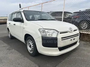 Toyota Probox 1.5 DX Comfort 2WD 2021 White