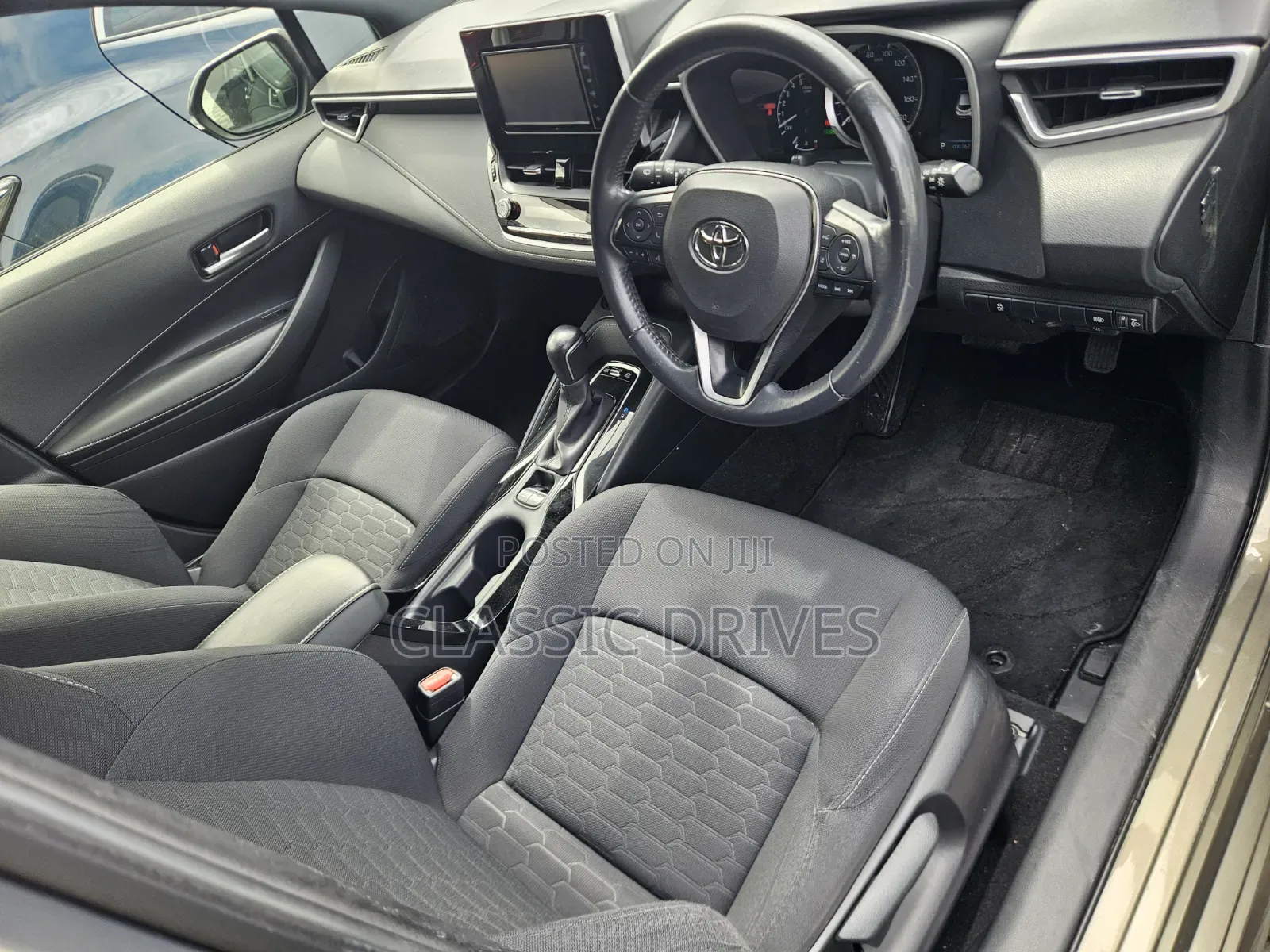 Toyota Corolla 2019 Green