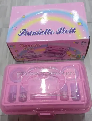 *Make-Up* Danielle Make Up