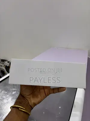 Apple Watch Series 11 42mm Cellular Jet Black
