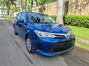 Toyota Corolla Fielder 1.5 Hybrid FWD 2020 Blue