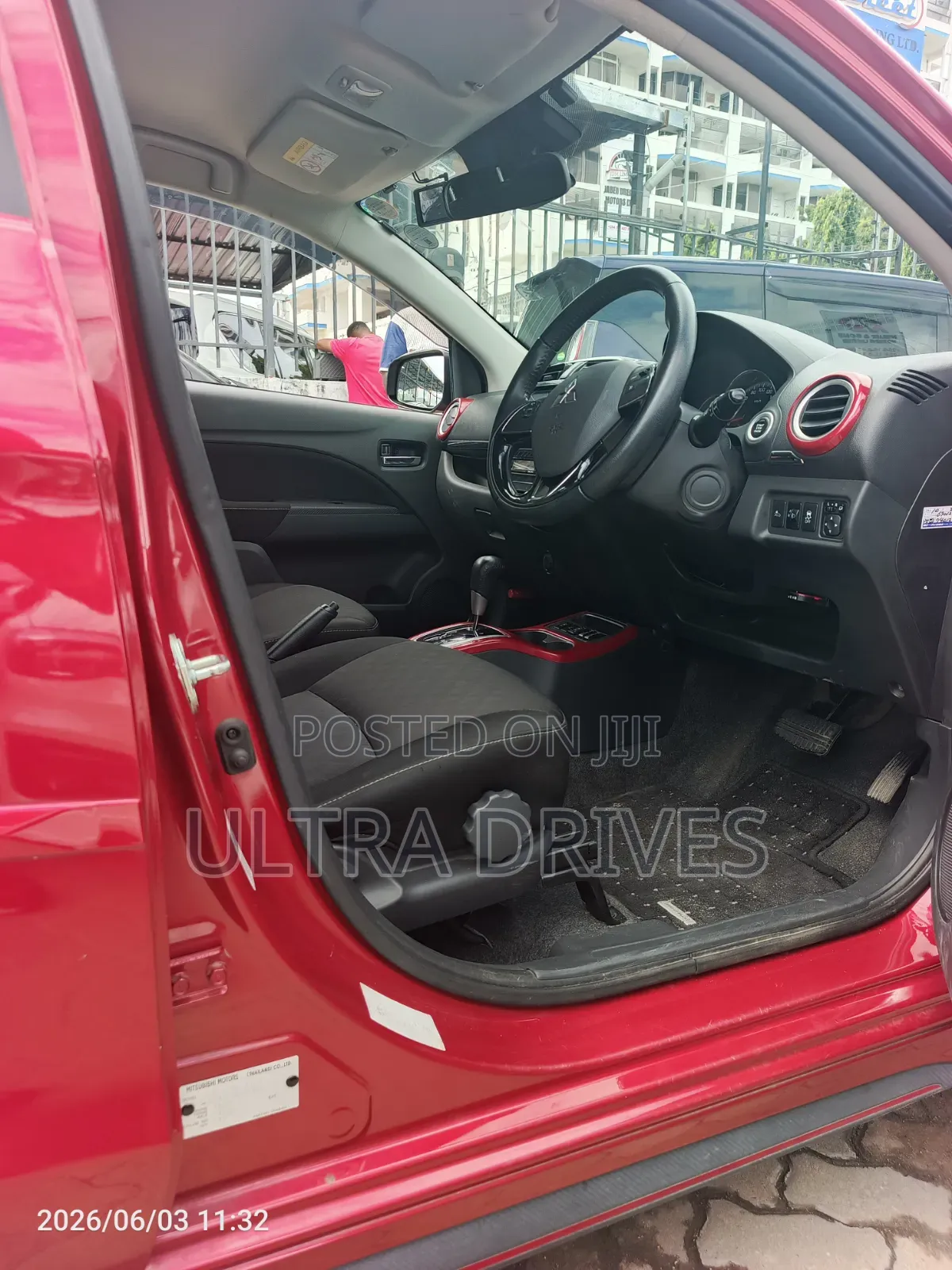 Mitsubishi Mirage 2020 Red
