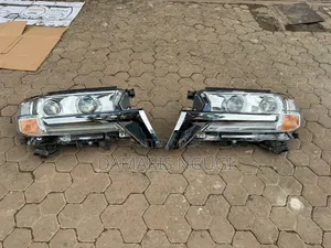 Landcruiser Prado V8 165 Headlights 2019