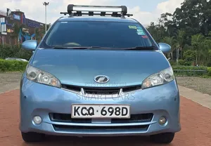 Toyota Wish 2011 Blue
